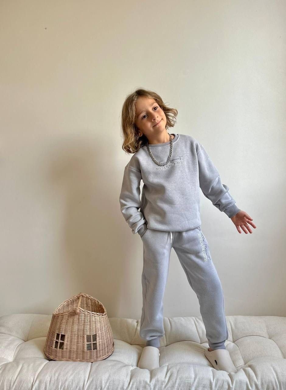 серый свитшот,свитшот утепленный детский,детский свитшот,спортивные костюмы для девочек,свитшот и толстовка