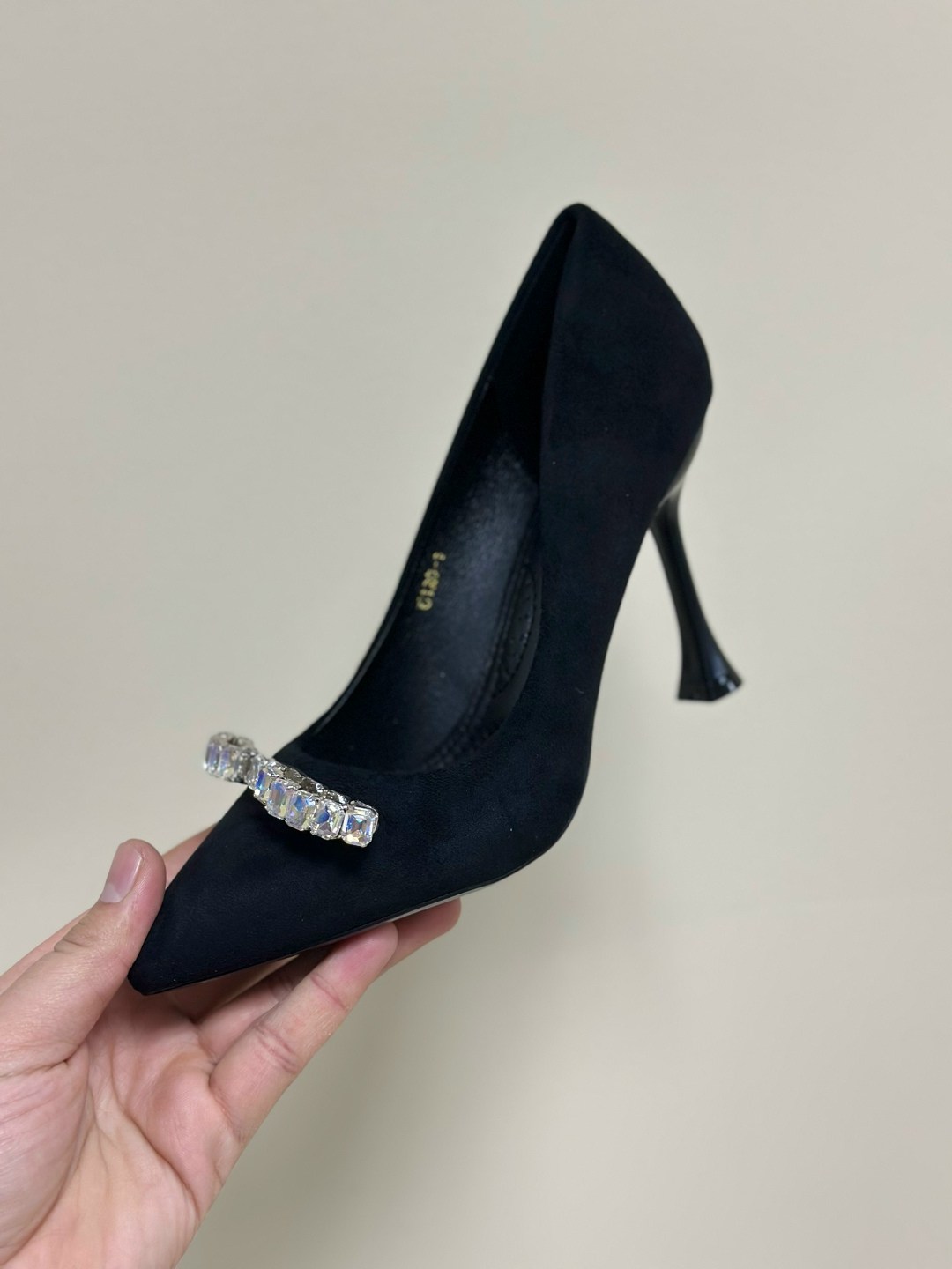 женские туфли лодочки,женские туфли-лодочки на высоком каблуке с острым носком,туфли женские,туфли лодочки на высоком каблуке,туфли на высоком каблуке