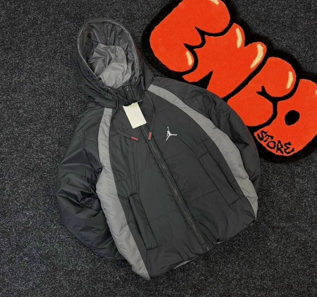 куртка jordan,куртка-пуховик jordan essential puffer da9806-010,мужская куртка jordan essential puffer jacket (dq7349-010),пуховик jordan essential puffer jacket black,пуховик jordan essential puffer