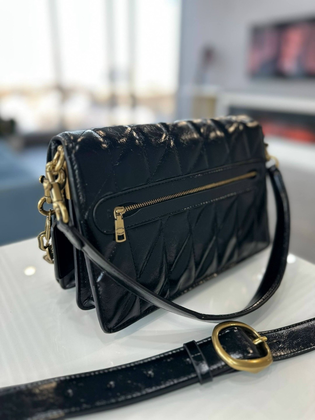 coach стеганая сумка на плечо tabby черный,женская сумка coach,сумка модная,сумка coach,стеганая сумка через плечо 26 с цепочкой coach черный