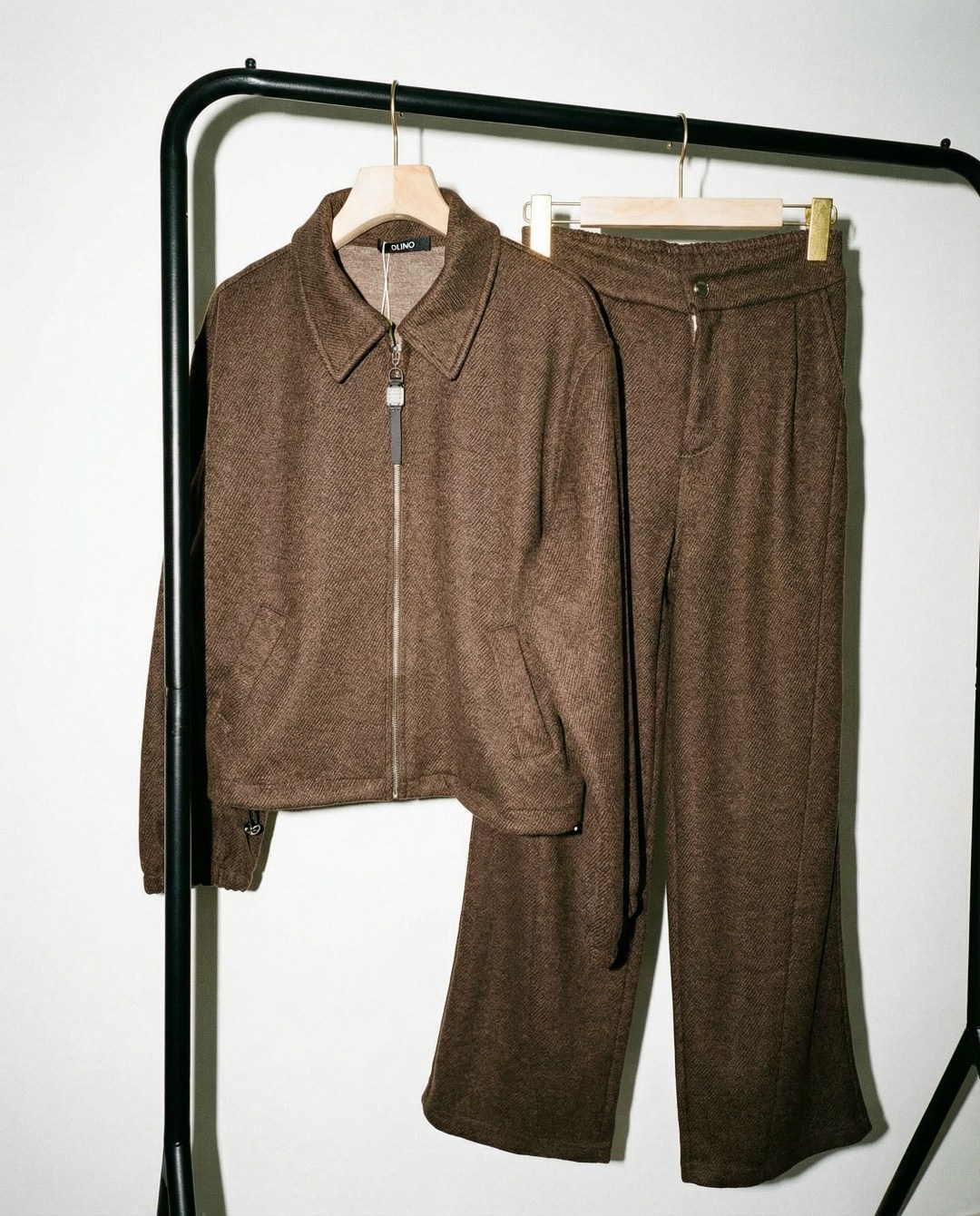 костюм повседневный,костюм спортивный,женский спортивный костюм,костюм с брюками палаццо,стильные женские костюмы