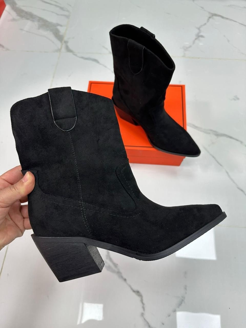 ботильоны женские,ботильоны казаки,полусапоги женские,полусапоги,замшевые ботильоны