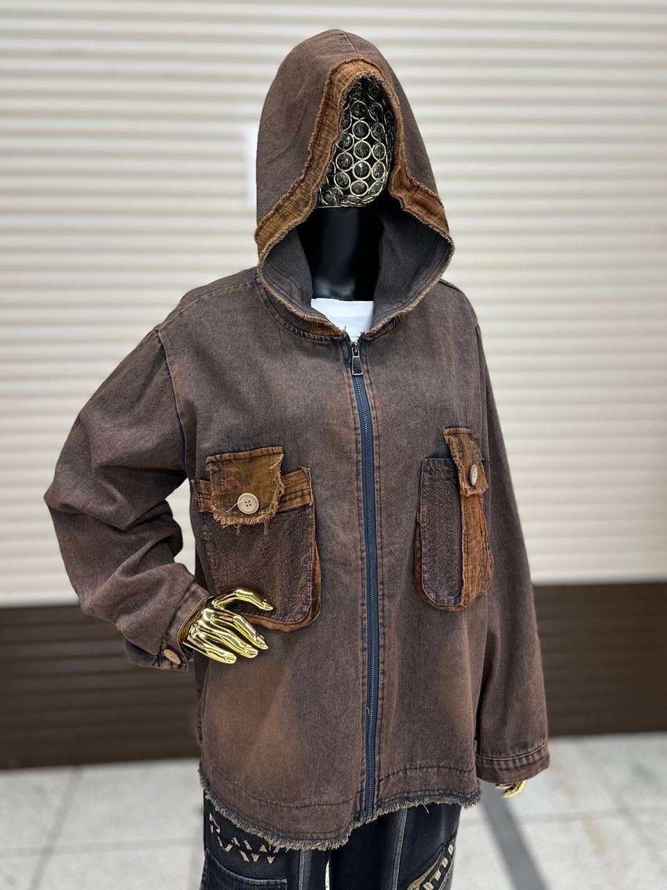 куртка джинсовая,джинсовые куртки женские,куртка джинсовая с капюшоном,стильная джинсовая куртка,джинсовая куртка оверсайз с капюшоном