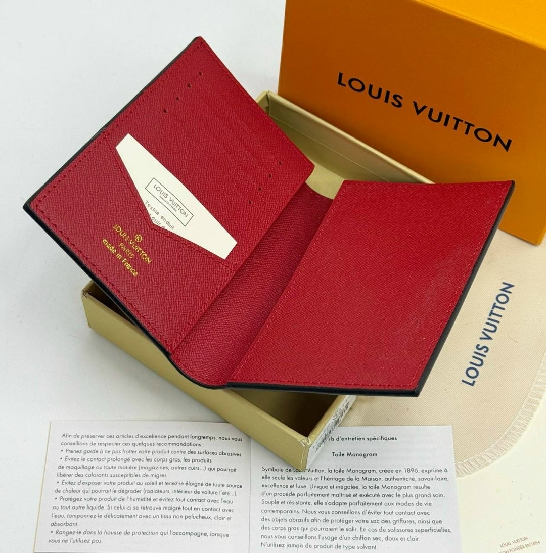 louis vuitton обложка на паспорт,обложка на паспорт луи виттон,чехол на паспорт луи виттон,обложка для документов louis vuitton,обложка для паспорта