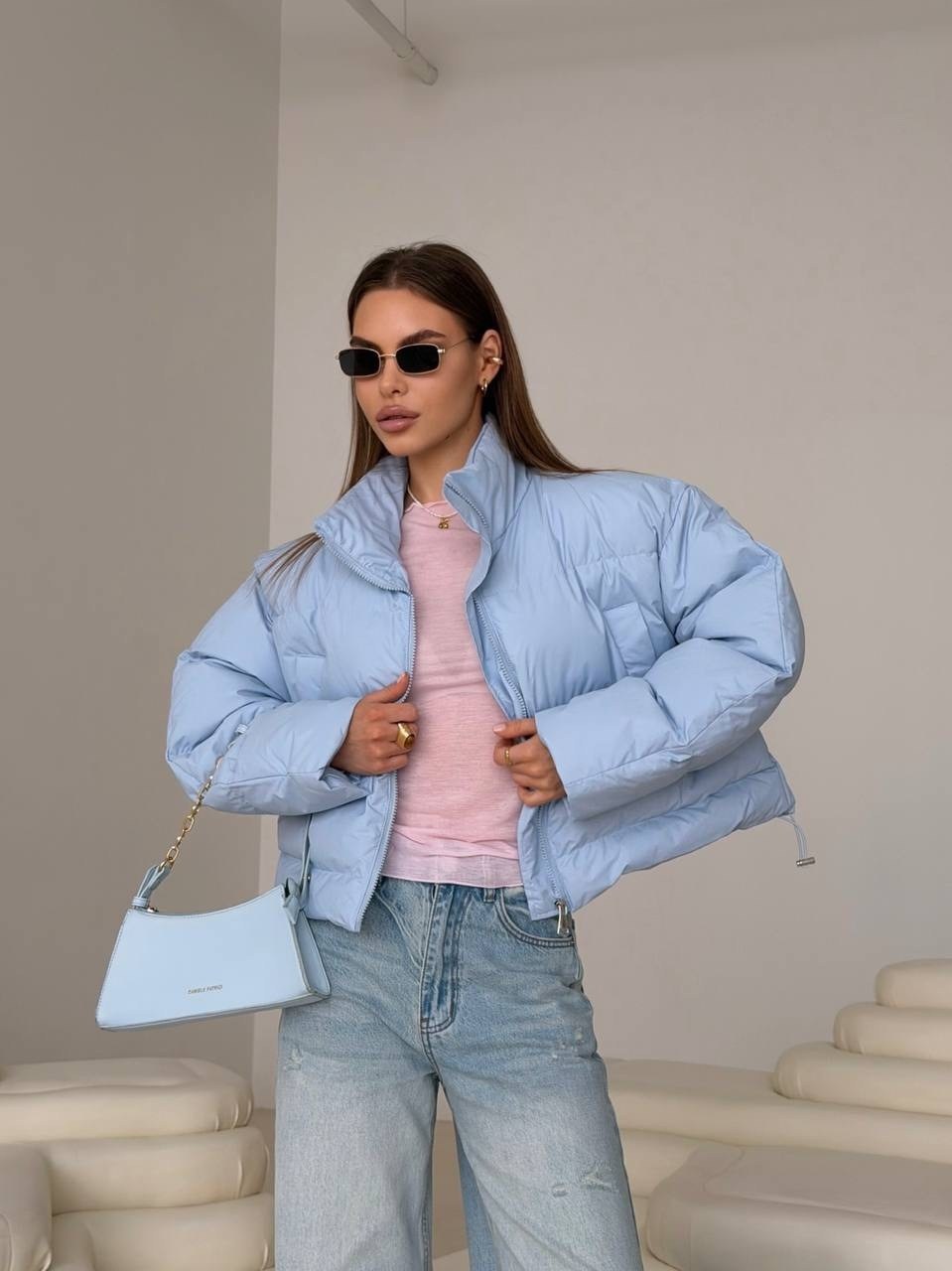 голубая курточка кроп коротка пуховик,куртка демисезонная,свободная куртка женская shu светло-голубая,куртка женская,куртка electrastyle размер 44 голубой