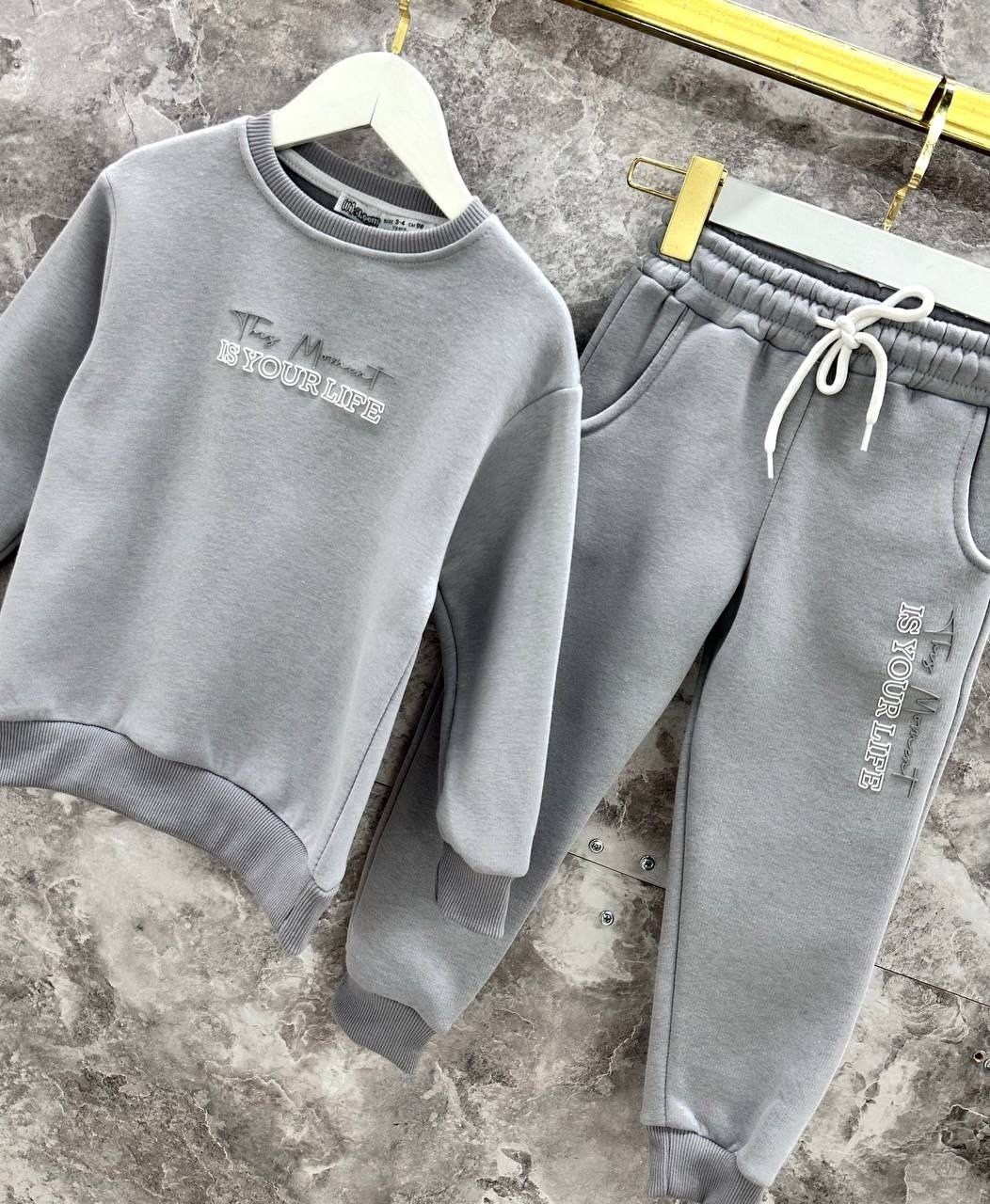 серый свитшот,свитшот утепленный детский,детский свитшот,спортивные костюмы для девочек,свитшот и толстовка