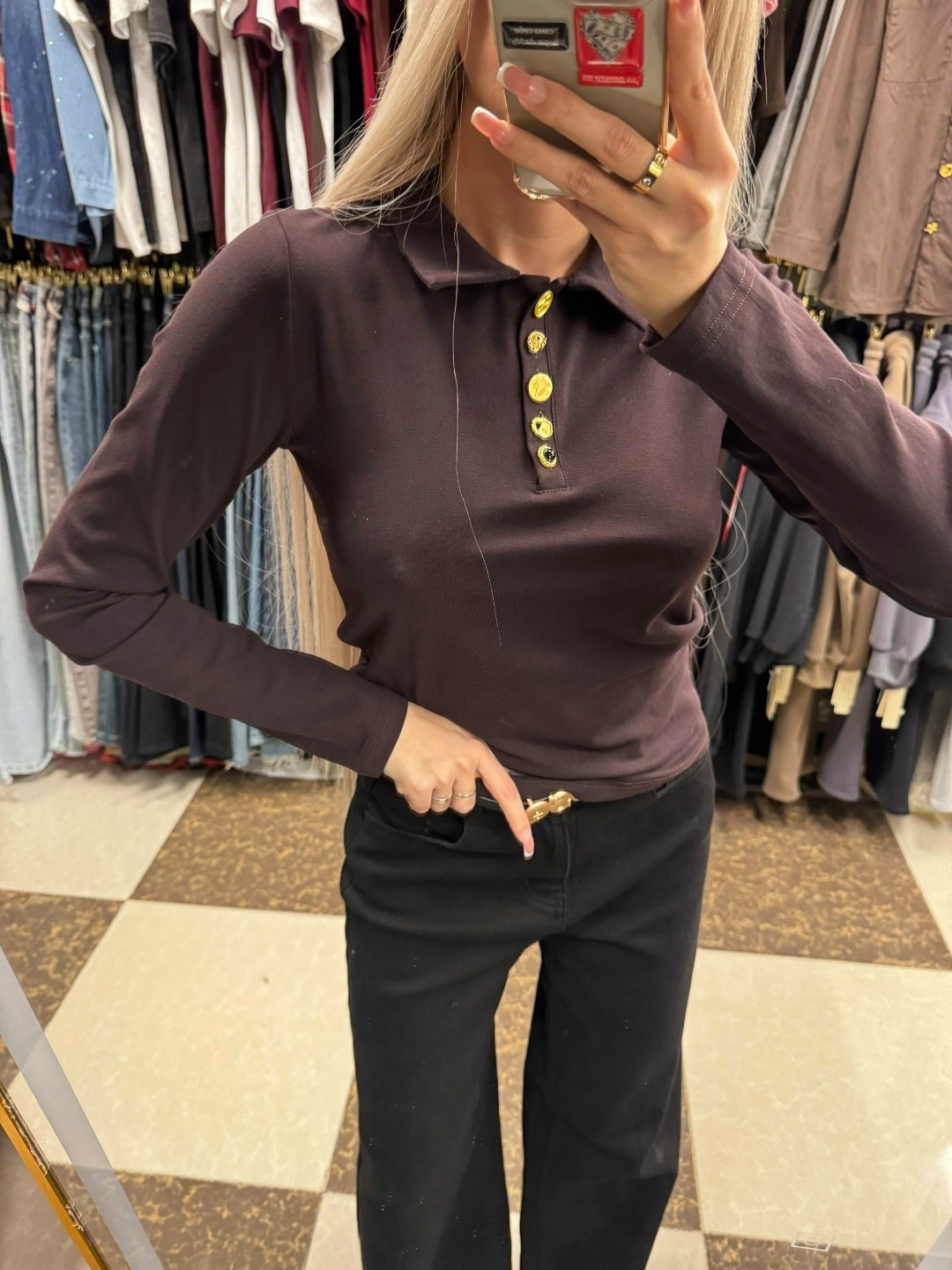 джемпер-поло из трикотажной ткани коричневого цвета,джемпер,коричневый джемпер,джемпер поло коричневый,коричневая женская рубашка поло
