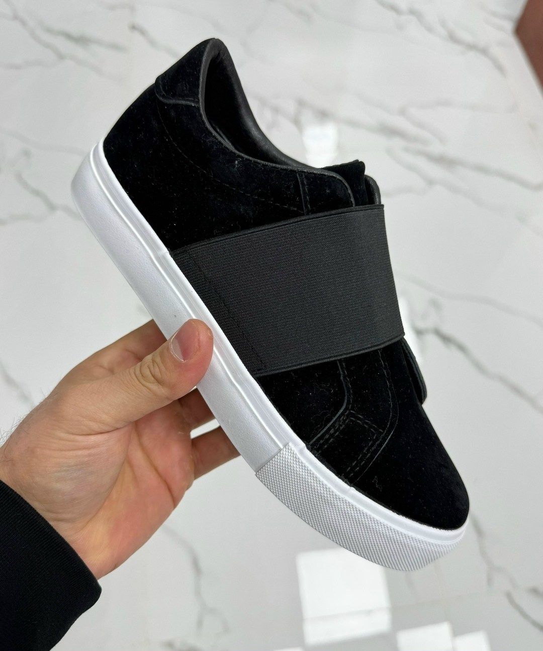 ,мужские слипоны кельвин кляйн,черные кроссовки,кроссовки мода,слипоны мужские