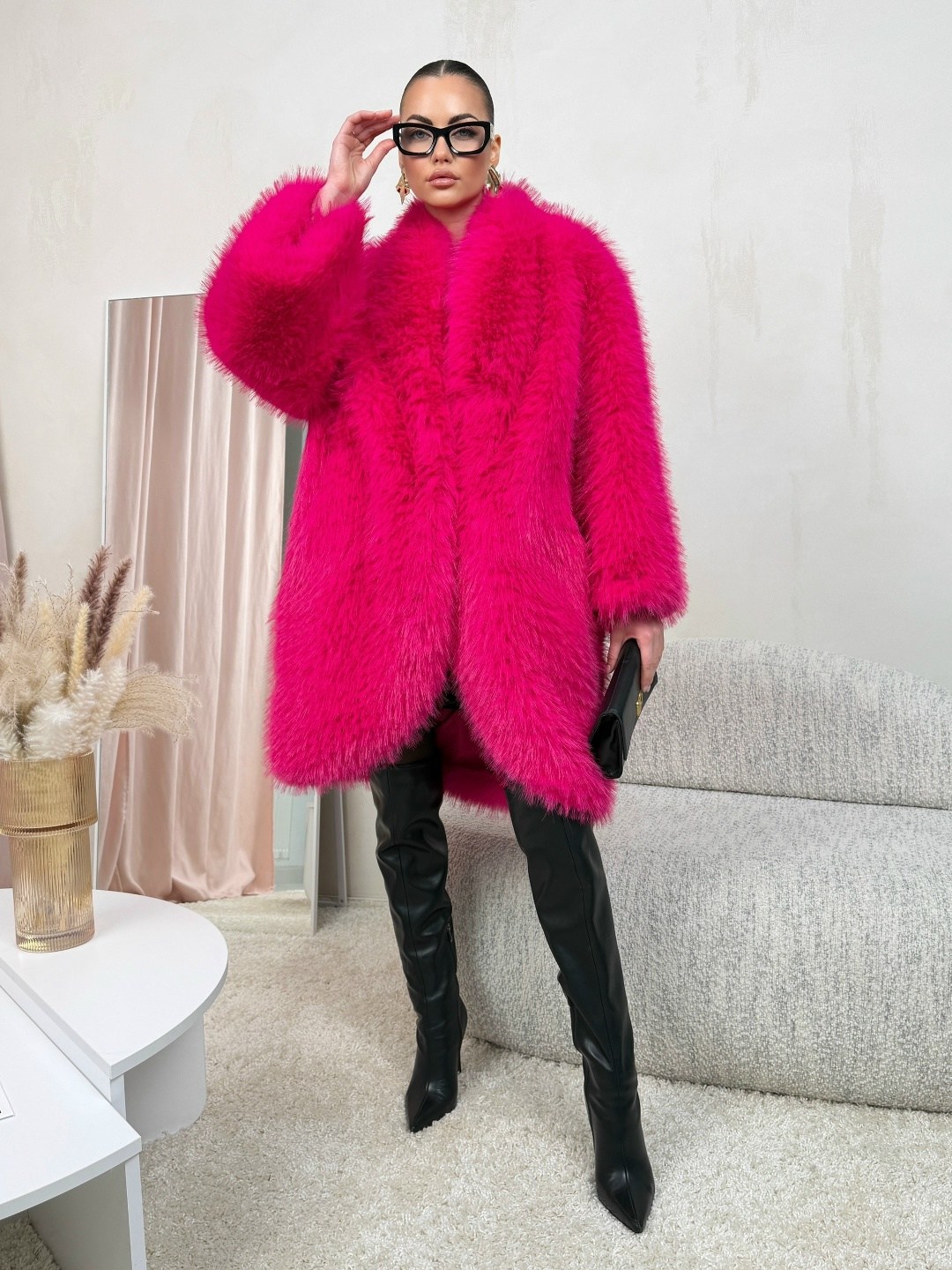 шуба из ламы,розовая шуба,шуба искусственная,модные розовые шубки