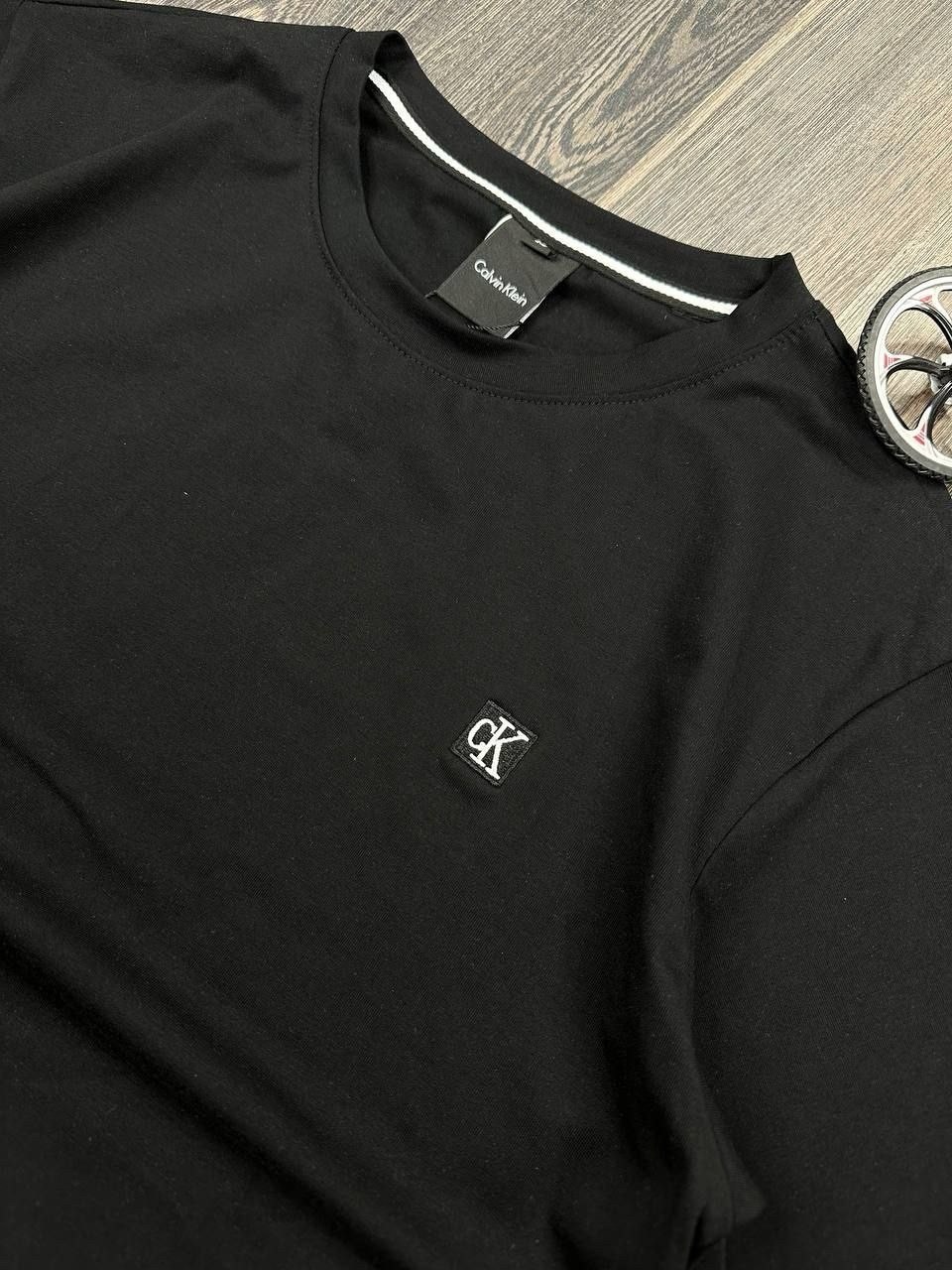 стильные мужские футболки,футболки для мужчин,мужская футболка,футболки мужские брендовые,мужская мода