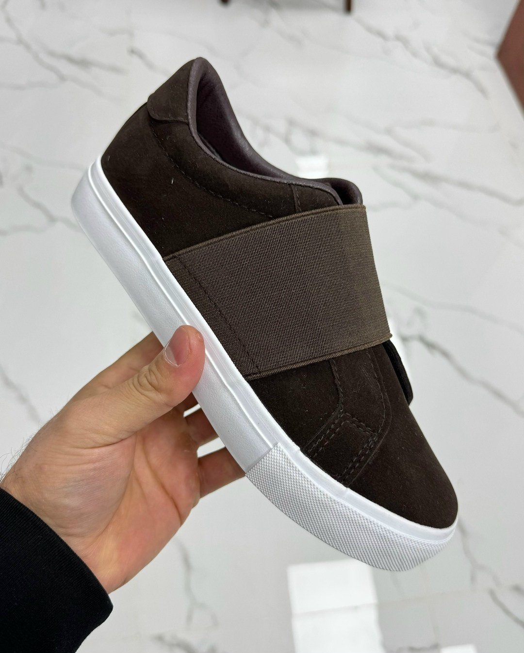 ,мужские слипоны кельвин кляйн,черные кроссовки,кроссовки мода,слипоны мужские