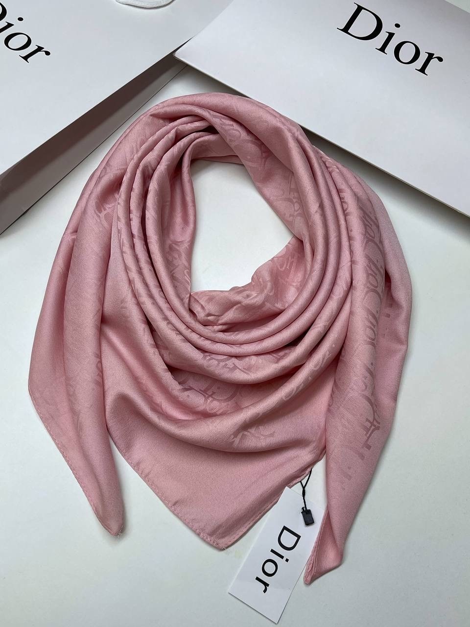 женский шелковый платок шарф,платок диор шелковый,платок шелковый однотонный,атласный платок,шелковый платок шарф