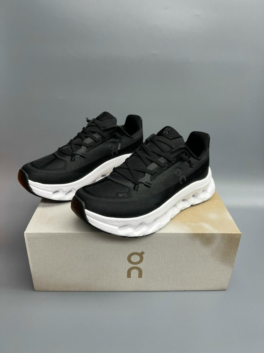 кроссовки on cloudrunner 2 цвет eclipse black,черные кроссовки,кроссовки женский мужской,повседневные кроссовки,кроссовки унисекс