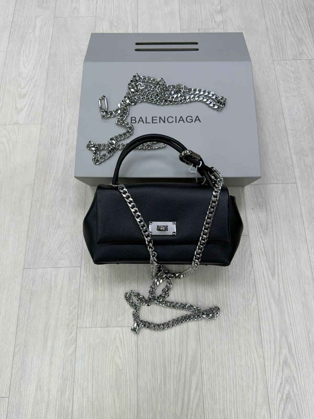сумка balenciaga,сумка через плечо в стиле balenciaga,сумка женская balenciaga,сумка на плечо balenciaga,баленсиага сумка