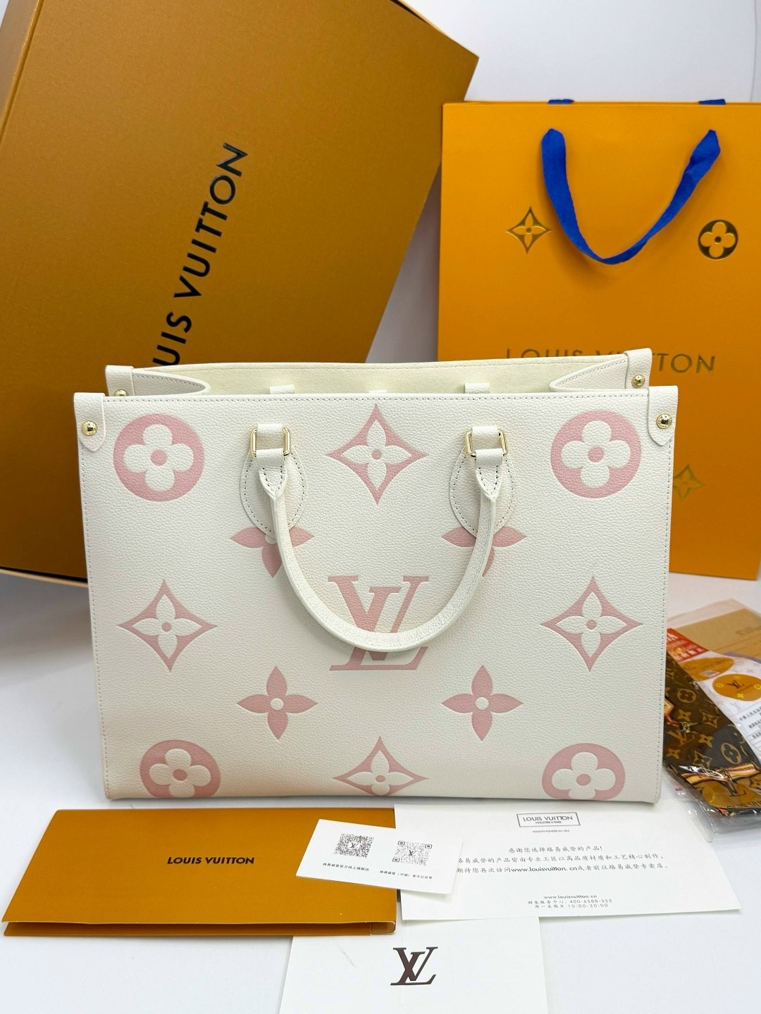 сумка женская louis vuitton,louis vuitton сумка,сумка луи виттон,сумка onthego mm louis vuitton,сумка