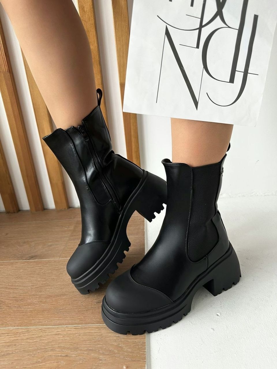 ботинки челси на тракторной подошве берцы зимние millions fashion shoes цвет черный,,ботинки челси женские,женские ботинки,ботинки женские зимние челси на толстой подошве с мехом feena