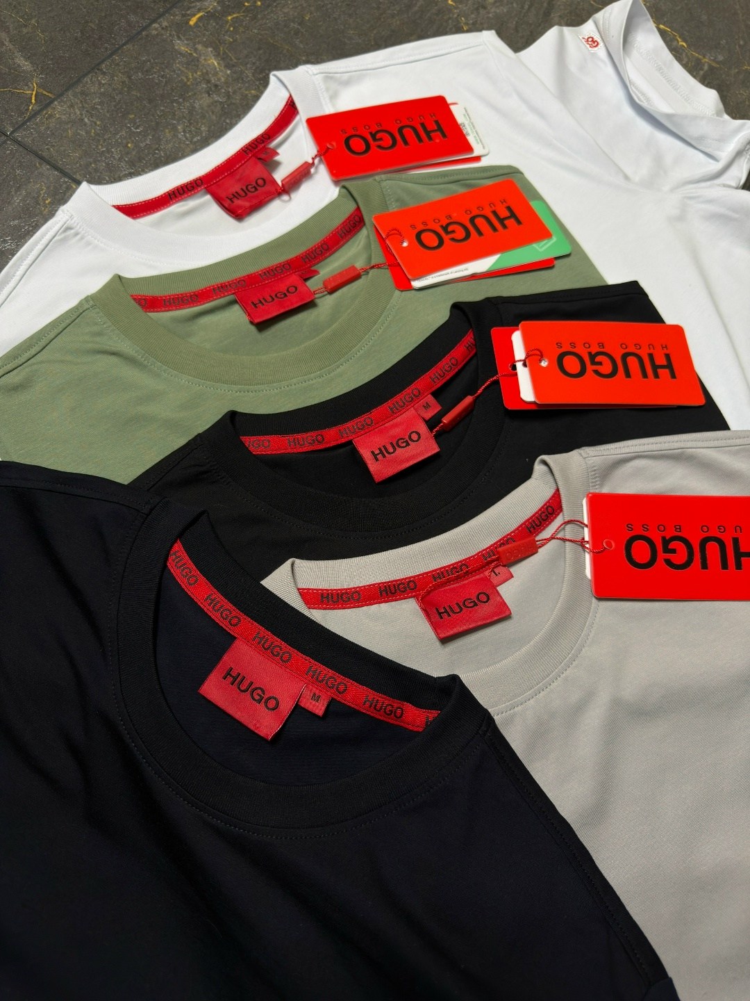 мужские футболки hugo boss,футболки мужские,футболки для мужчин,футболка hugo boss,брендовые футболки