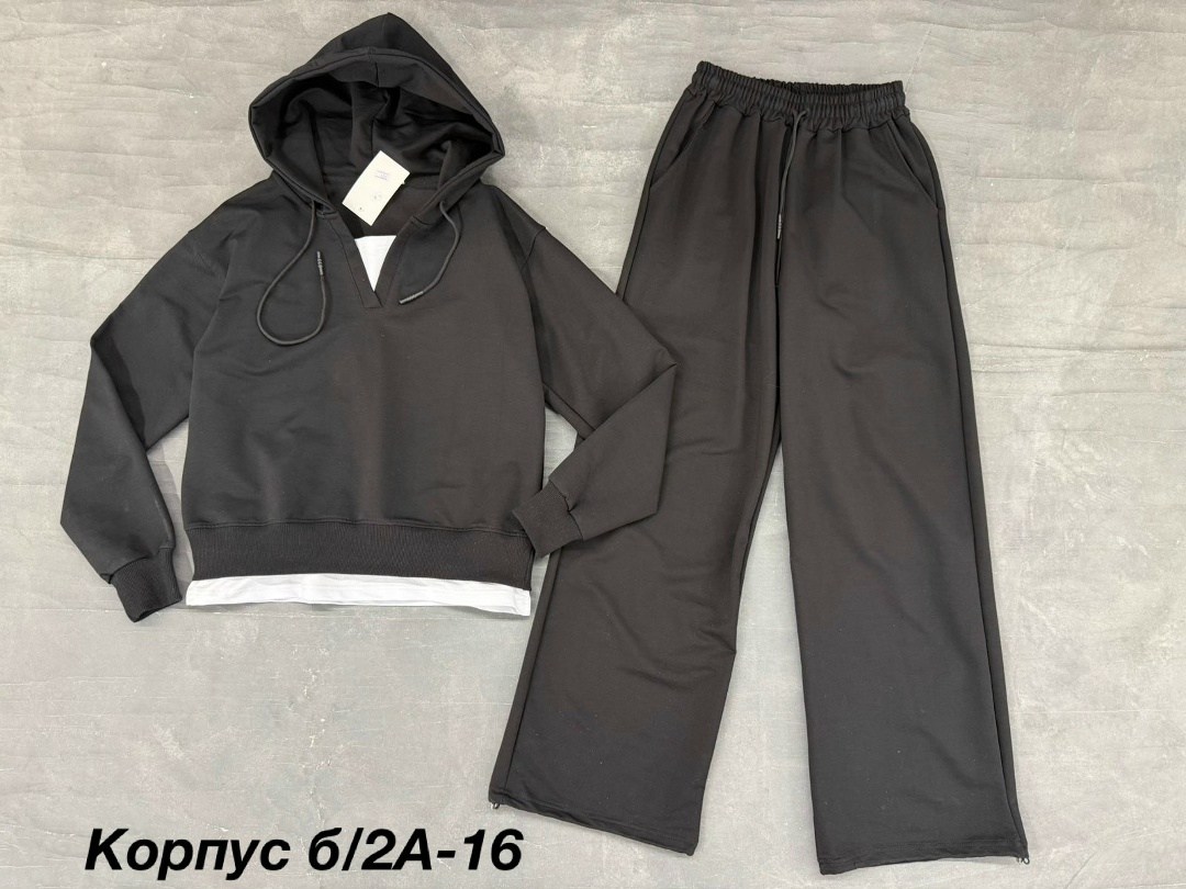 костюм женский,одежда для спорта,спортивные костюм,женские спортивные костюмы,комплект женских