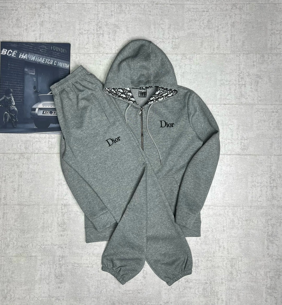 спортивный костюм кристиан диор,спортивный костюм dior,спортивные костюмы brunello cucinelli,спортивный костюм stefano ricci,мужской спортивный костюм
