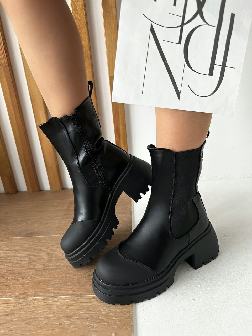 ботинки челси на тракторной подошве берцы зимние millions fashion shoes цвет черный,женские ботинки,демисезонные ботинки челси yourbox цвет черный,ботинки челси женские,сапоги челси женские демисезонн