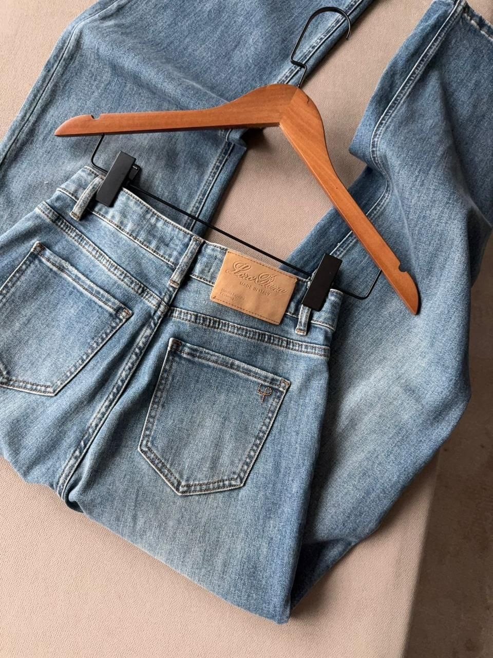 джинсы широкие,джинсы женские,женские широкие джинсы,прямые джинсы,брюки джинсовые