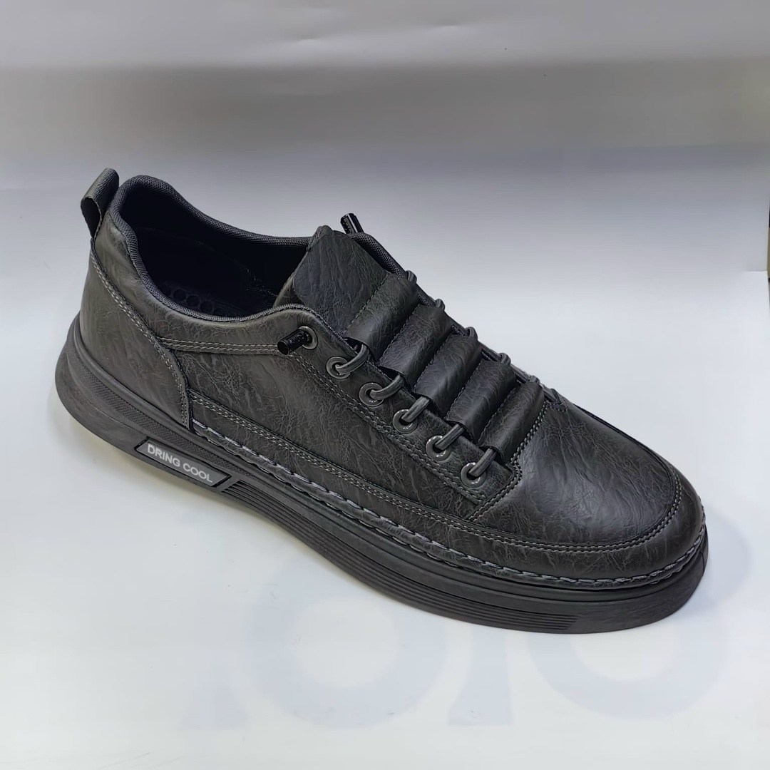 мужская ,полуботинки мужские,,мужская  кроссовки,ботинки мужские