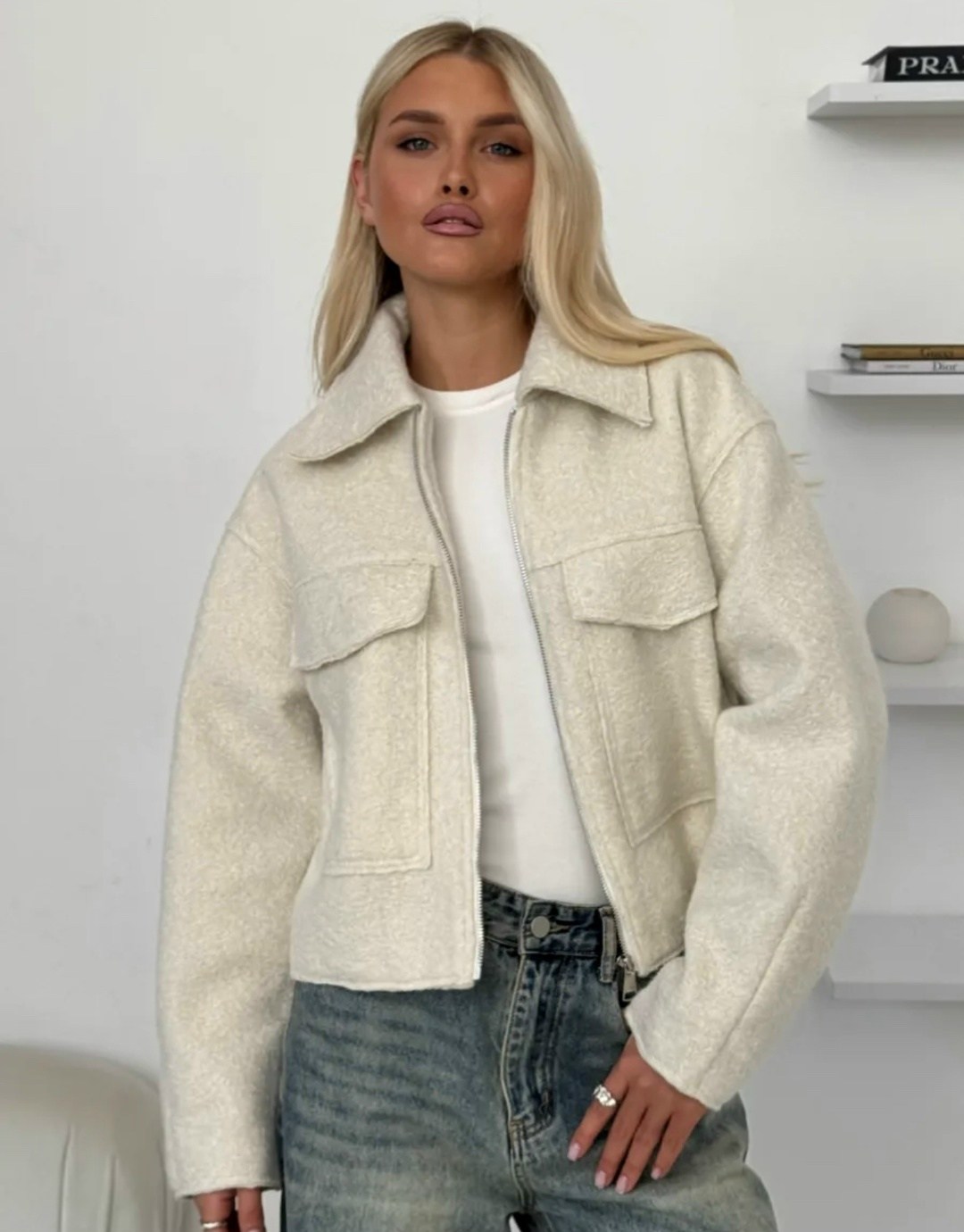 укороченная куртка,куртка оверсайз,легкая куртка,куртка женская,куртка бомбер укороченная оверсайз