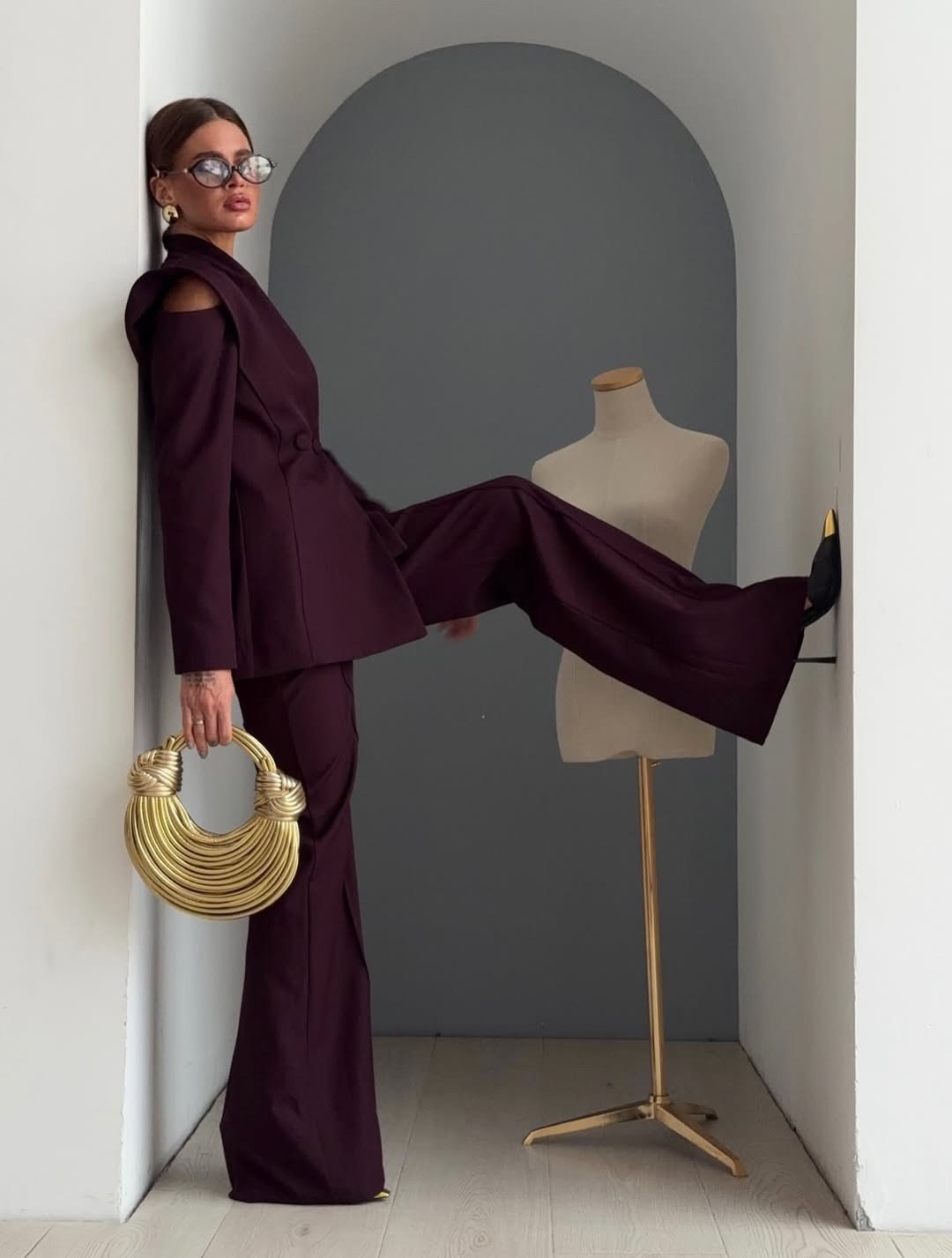 брючный костюм,костюм брючный женский,женский костюм,костюм dilanavip 2123 марсала,брюки pirs 5524 марсала