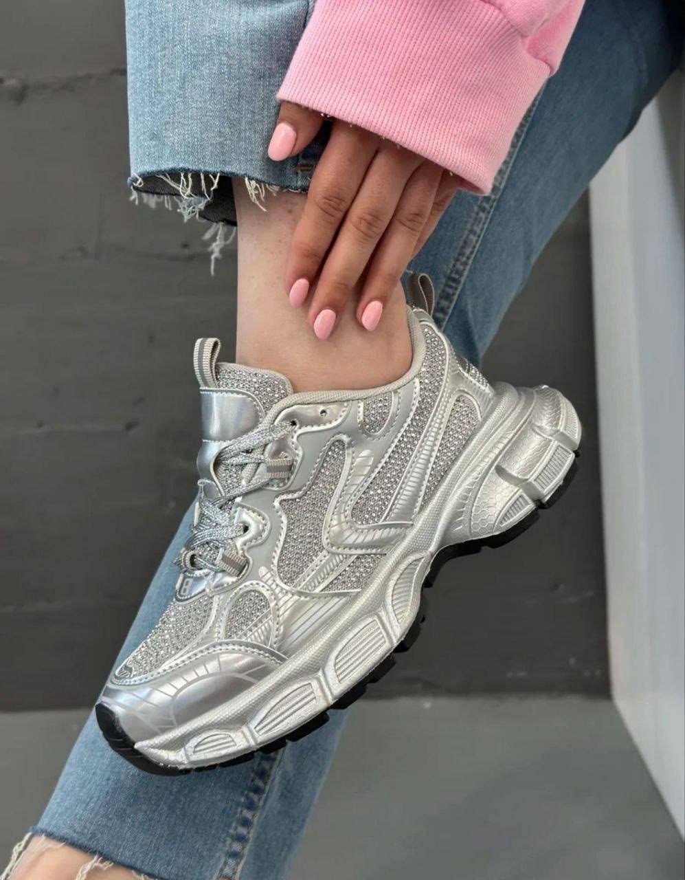 кроссовки женские balenciaga,кроссовки balenciaga,баленсиага кроссовки серебристые,женские кроссовки balenciaga runner серебристые,кроссовки balenciaga 3 xl