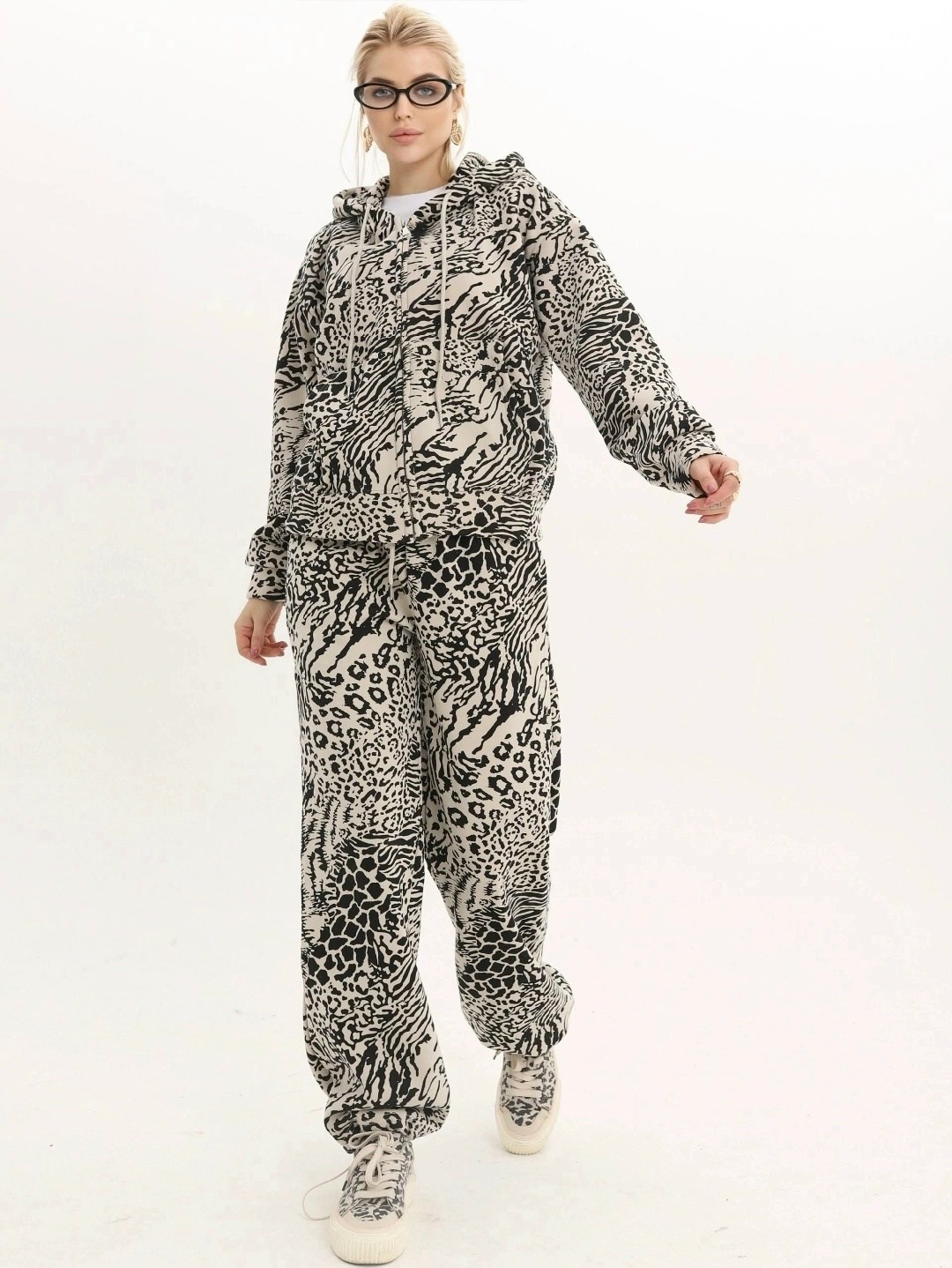 спортивный костюм с леопардовым принтом молнии barakat-mall,женские костюмы,леопардовые костюмы,костюм с брюками,спортивный костюм с леопардовым принтом молнии от бренда barakat-mall