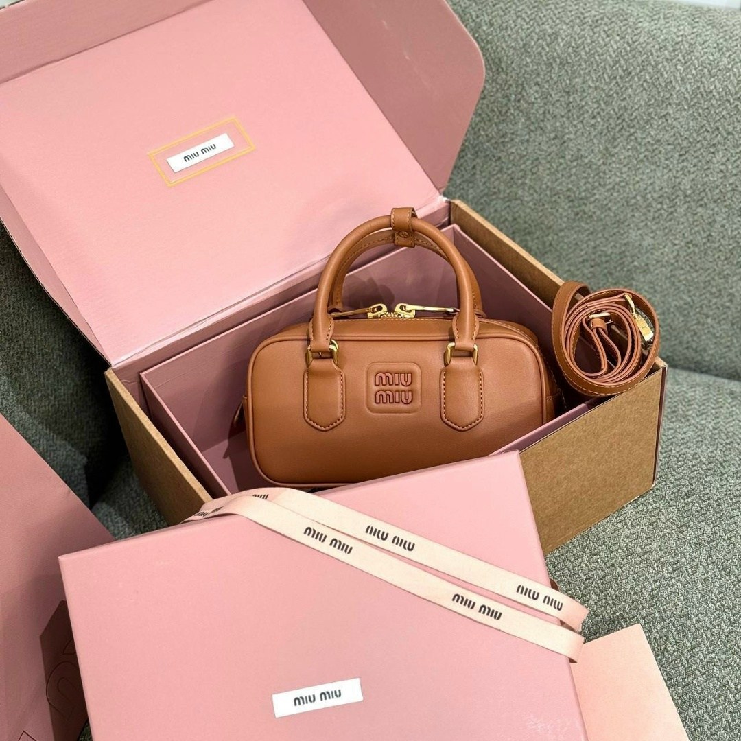 сумка miu miu,сумка женская miu miu,сумка,модная женская сумка,сумка модная