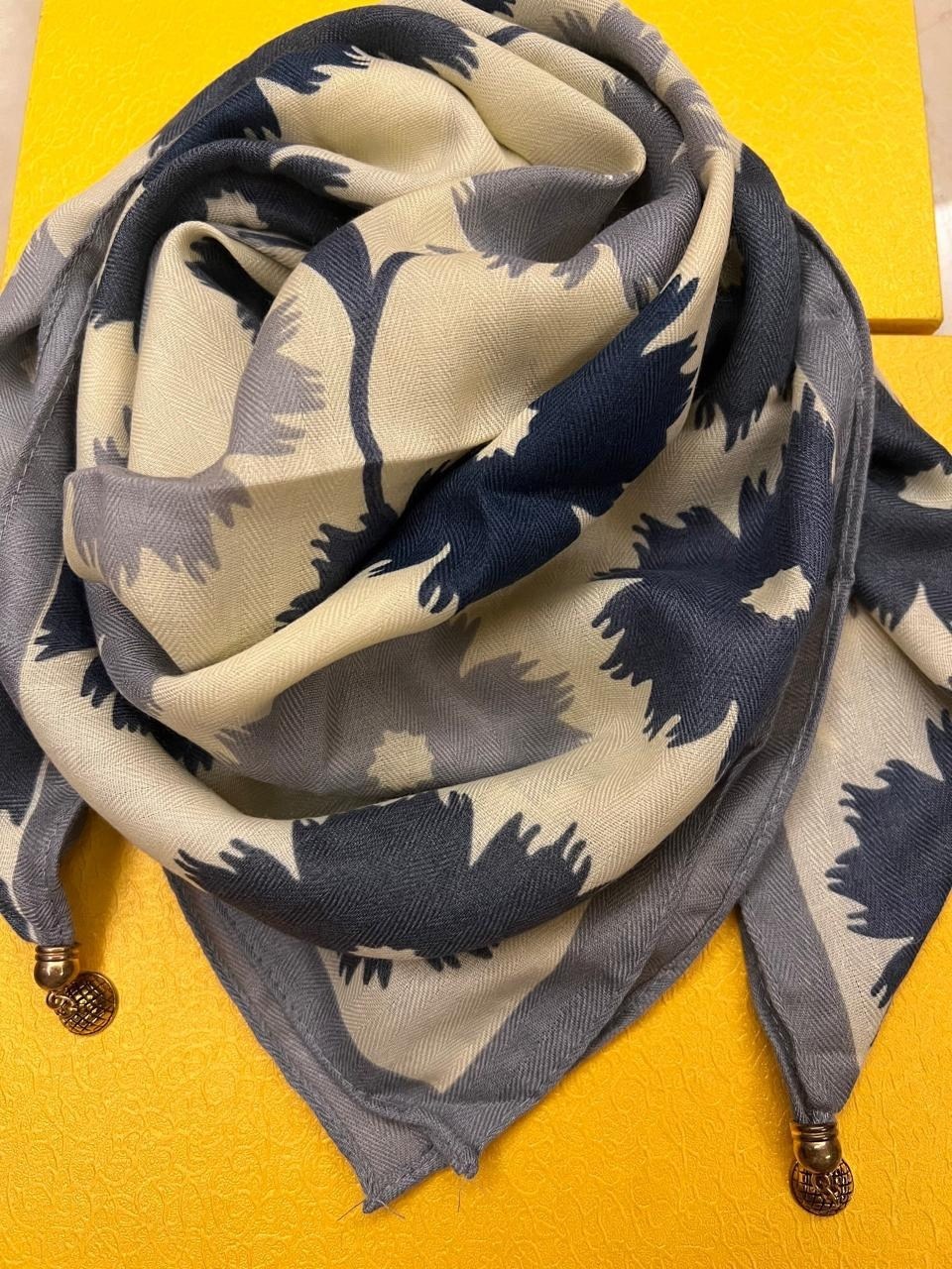 платок fendi,платки шарф,брендовый платок,шарфы для женщин,платки шелковые