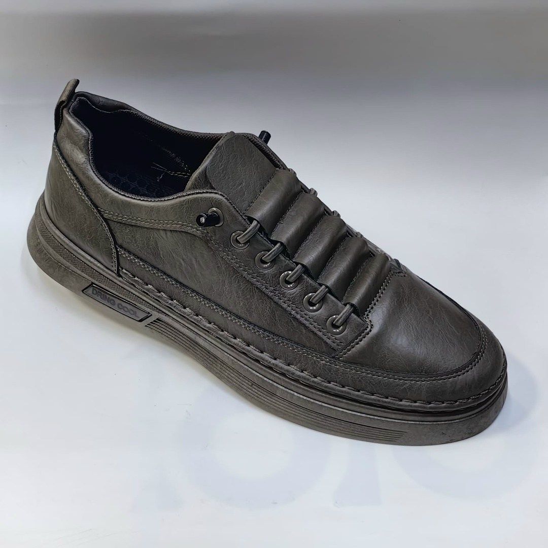 мужская ,полуботинки мужские,,мужская  кроссовки,ботинки мужские