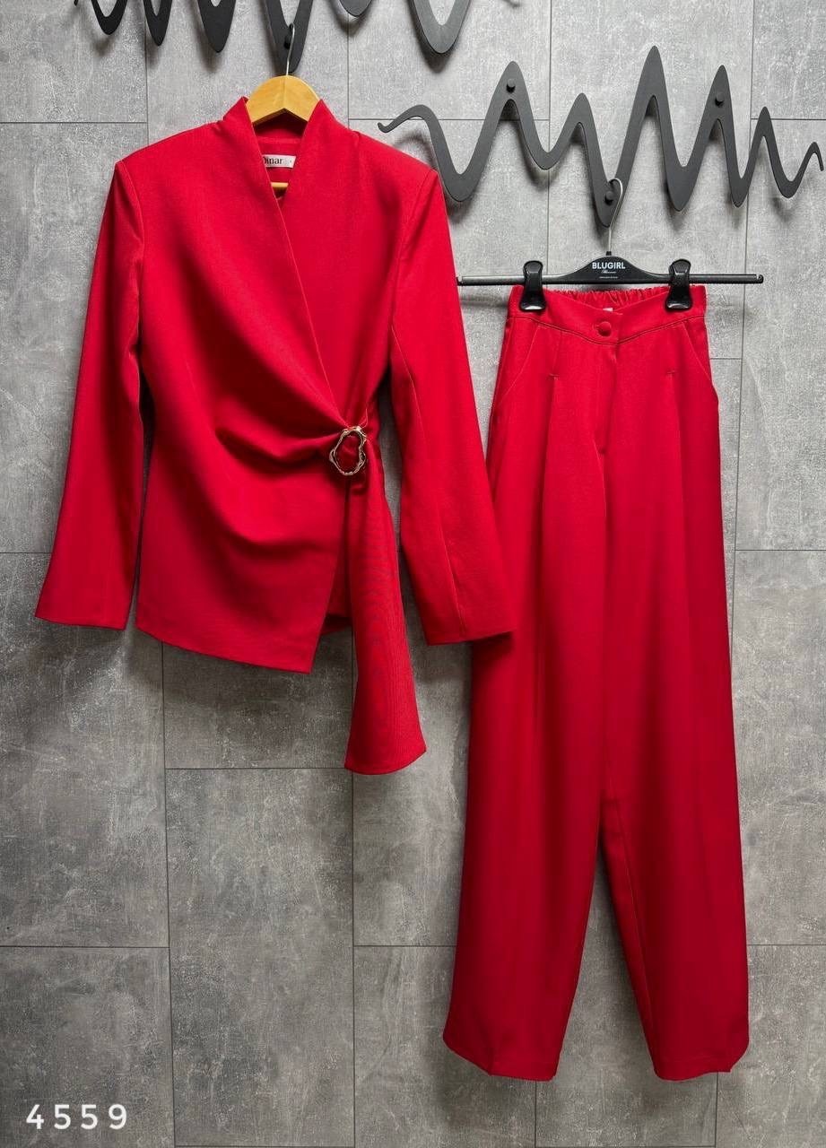 женский брючный классический костюм,костюм брючный,костюм классический,женский брючный костюм,костюм двойка