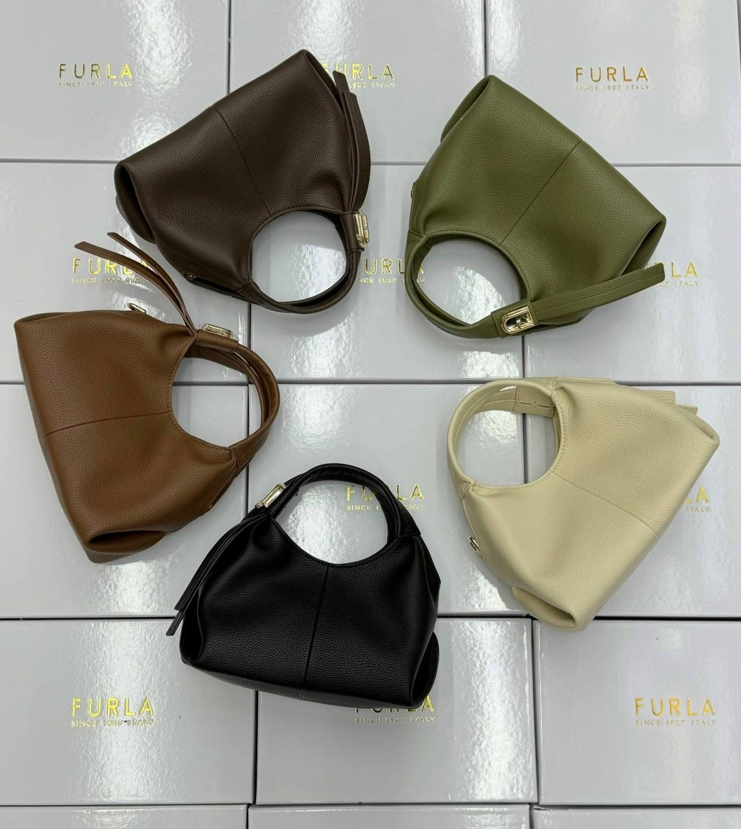 женская сумка furla натуральная кожа,женская сумка furla натуральная кожа 100% оригинал,женская сумка furla,сумка furla,кожаная сумка хобо primavera s furla