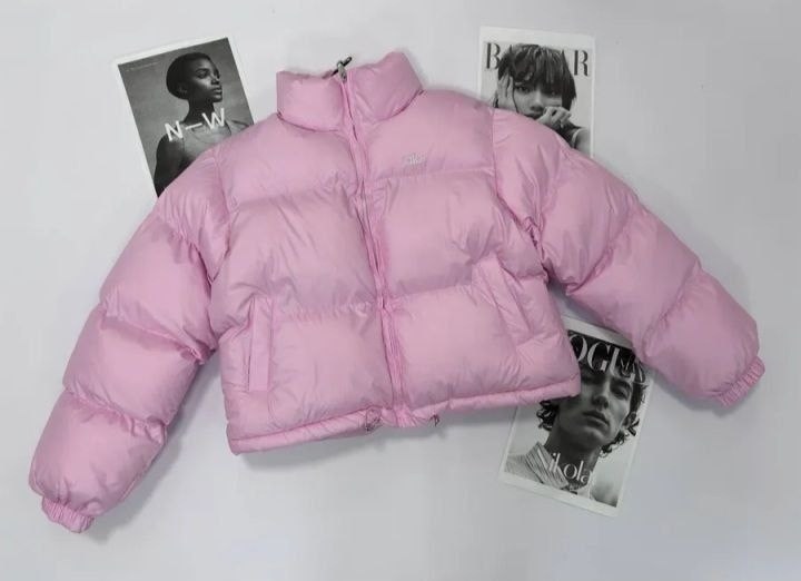 куртка монклер розовая женская,пуховик moncler,короткий женский пуховик moncler розовый,куртка moncler женская розовая,moncler розовая полиэстеровая куртка для женщин