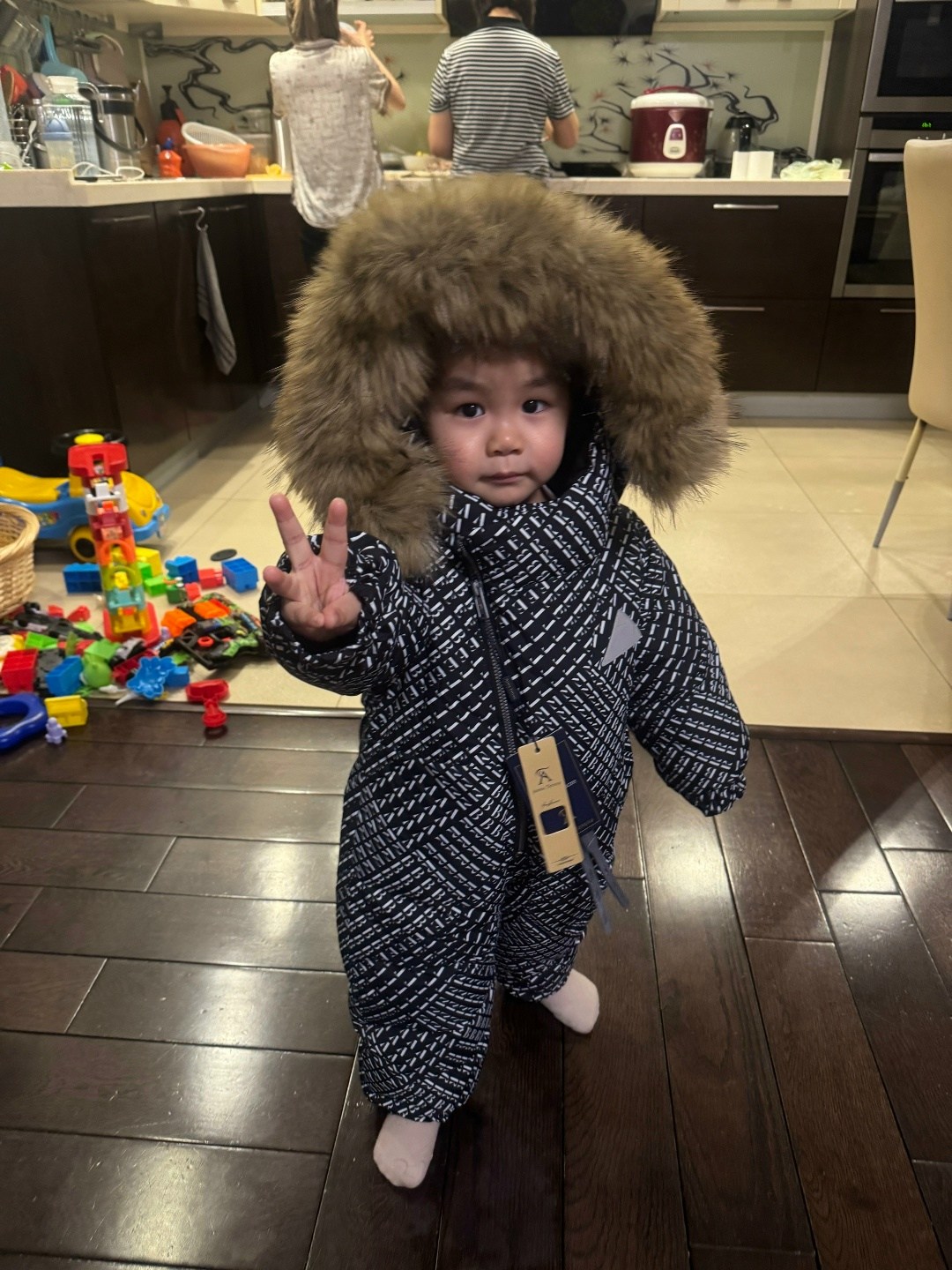 комбинезон зимний,зимний детский комбинезон,утепленный зимний комбинезон с опушкой at-fashion,детский зимний комбинезон из мембраны,комбинезон зимний для мальчика