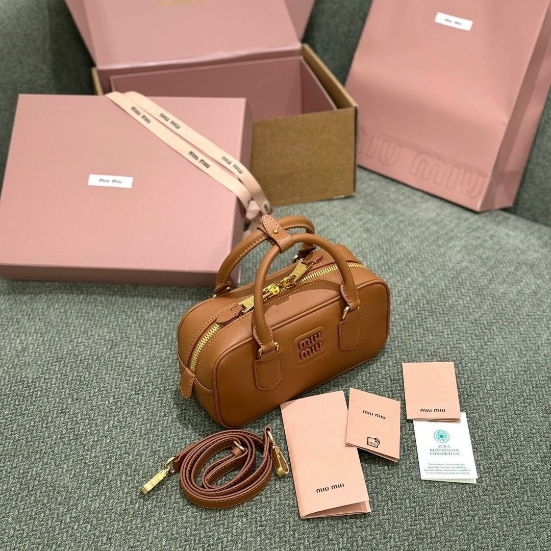 сумка miu miu,сумка женская miu miu,сумка,модная женская сумка,сумка модная