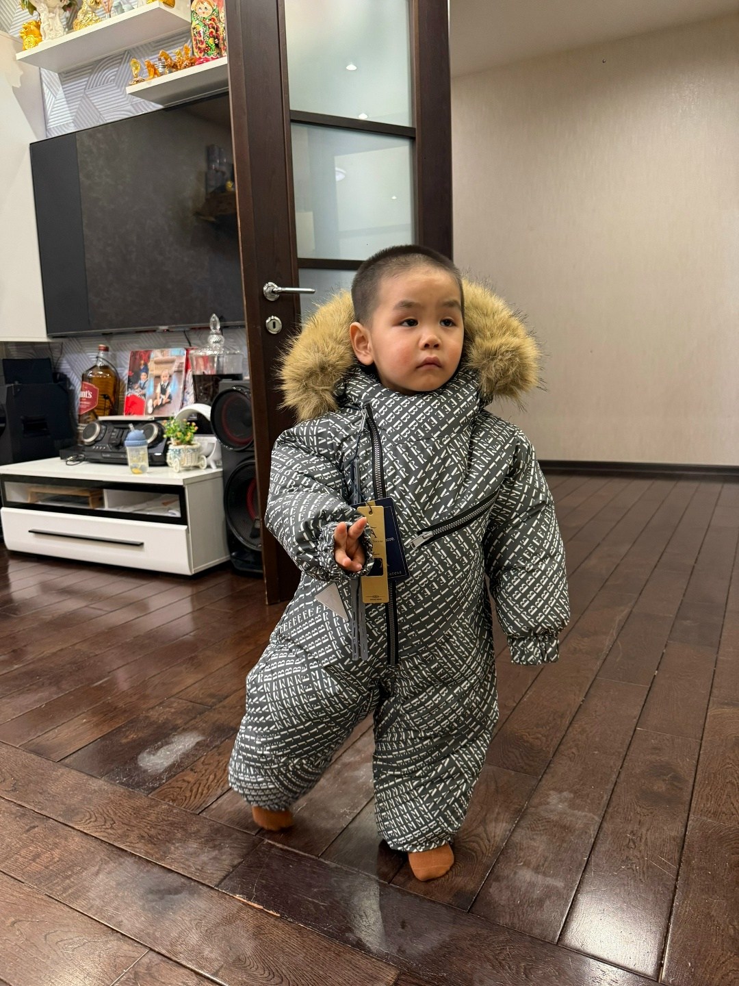 зимний детский комбинезон,детский зимний комбинезон fendi,утепленный зимний комбинезон с опушкой at-fashion 254160753,комбинезон зимний для мальчика,утепленный зимний комбинезон с опушкой at-fashion