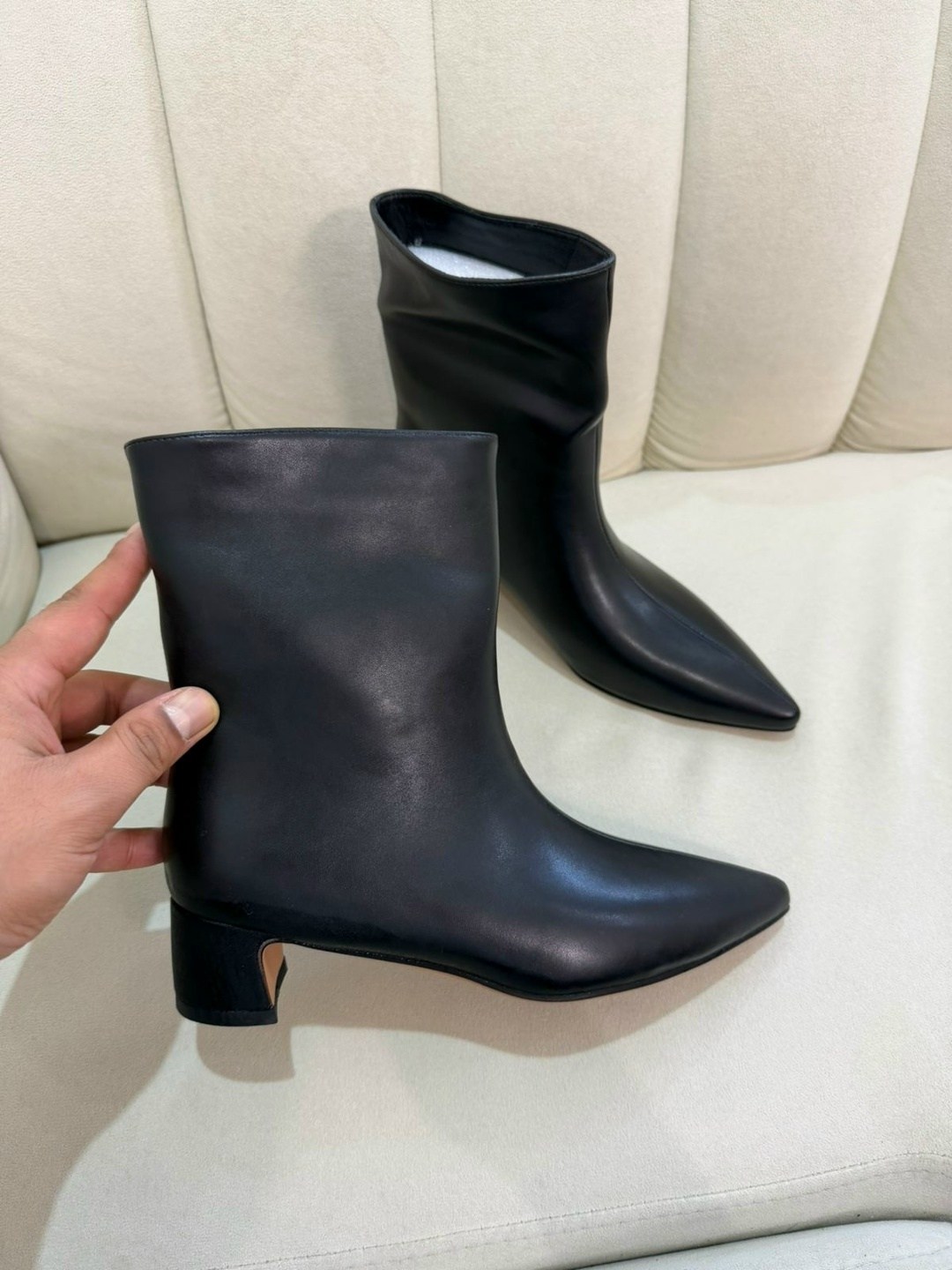 ,женские ботильоны,модные ботильоны,женские ботильоны на высоком каблуке с острым носком,женские ботильоны с острым носком