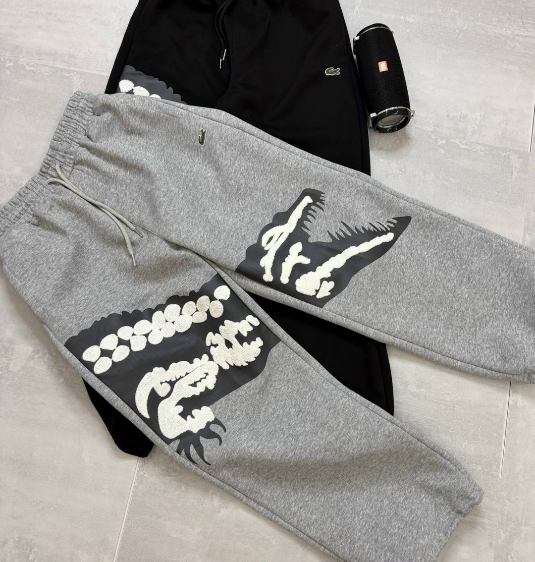 штаны спортивные,мужские спортивные брюки lacoste серые,брюки спортивные,брюки спортивные lacoste,мужские спортивные брюки