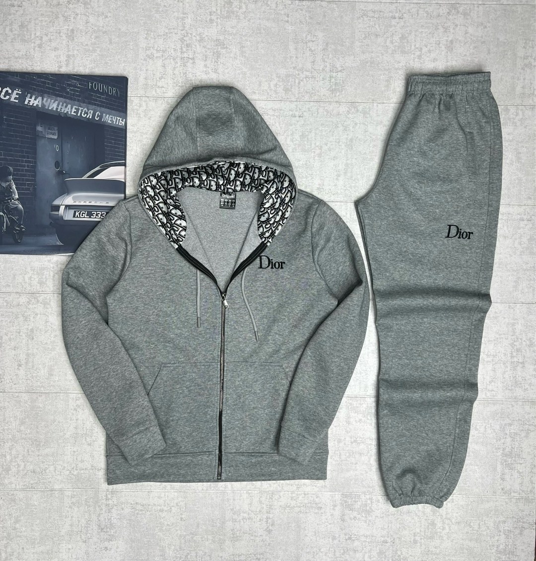 спортивный костюм кристиан диор,спортивный костюм dior,спортивные костюмы brunello cucinelli,спортивный костюм stefano ricci,мужской спортивный костюм