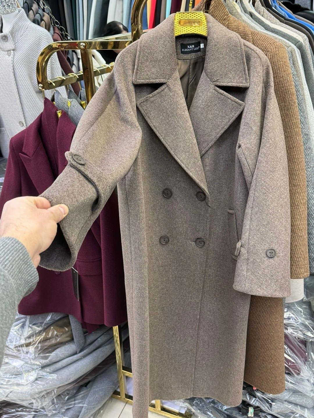 двубортное кашемировое женское пальто средней длины,шерстяное пальто,женское серое пальто,женское пальто,пальто lanmrem женское шерстяное в минималистском стиле
