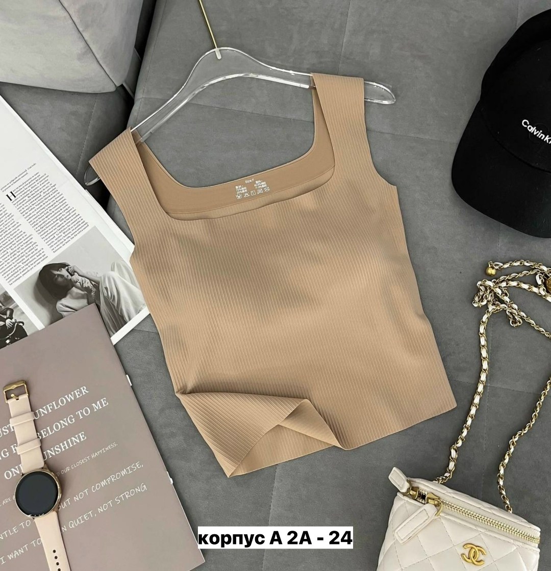 топ бежевый,топ женский,женская майка,топ женская майка,майка кроп топ