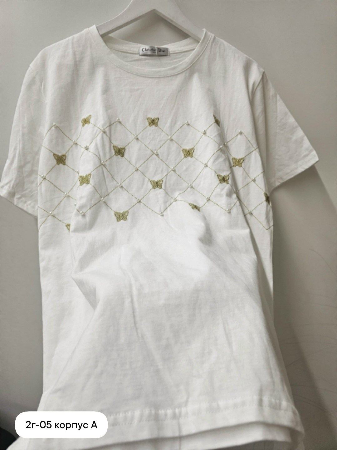 дизайн футболки,футболка,футболка со стразами,футболка с принтом,женская футболка