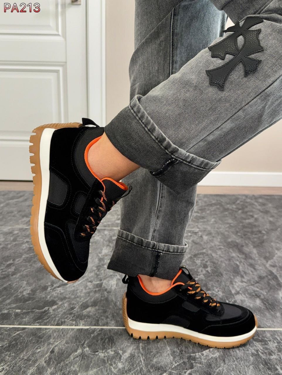 кроссовки женскиe,,повседневные кроссовки,стильные кроссовки,кроссовка