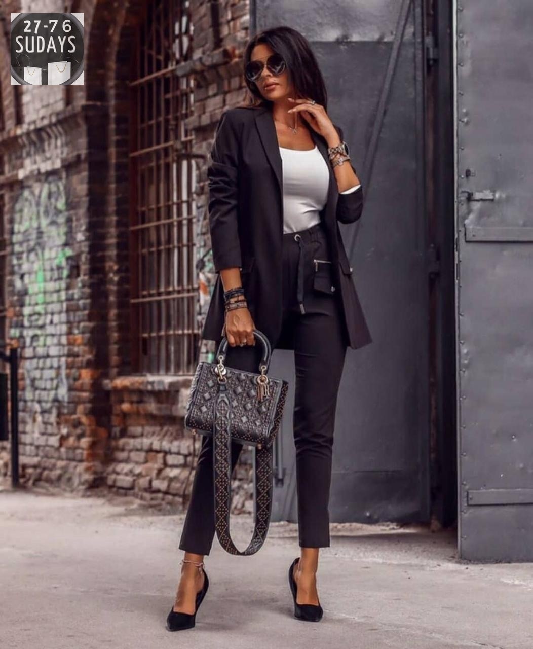 брючный костюм,женский костюм,костюм классический,костюм женский брючный,женский пиджак красный