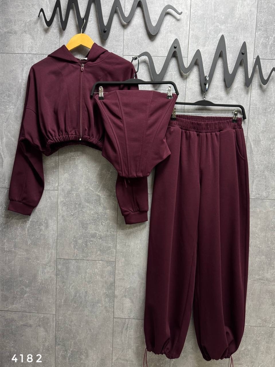 костюм тройка женский,брючный костюм,женский костюм,спортивные костюмы,женский спортивный костюм