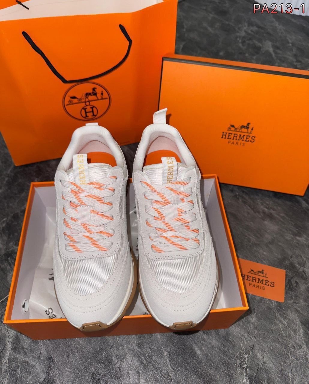 кроссовки женскиe,,повседневные кроссовки,стильные кроссовки,кроссовка