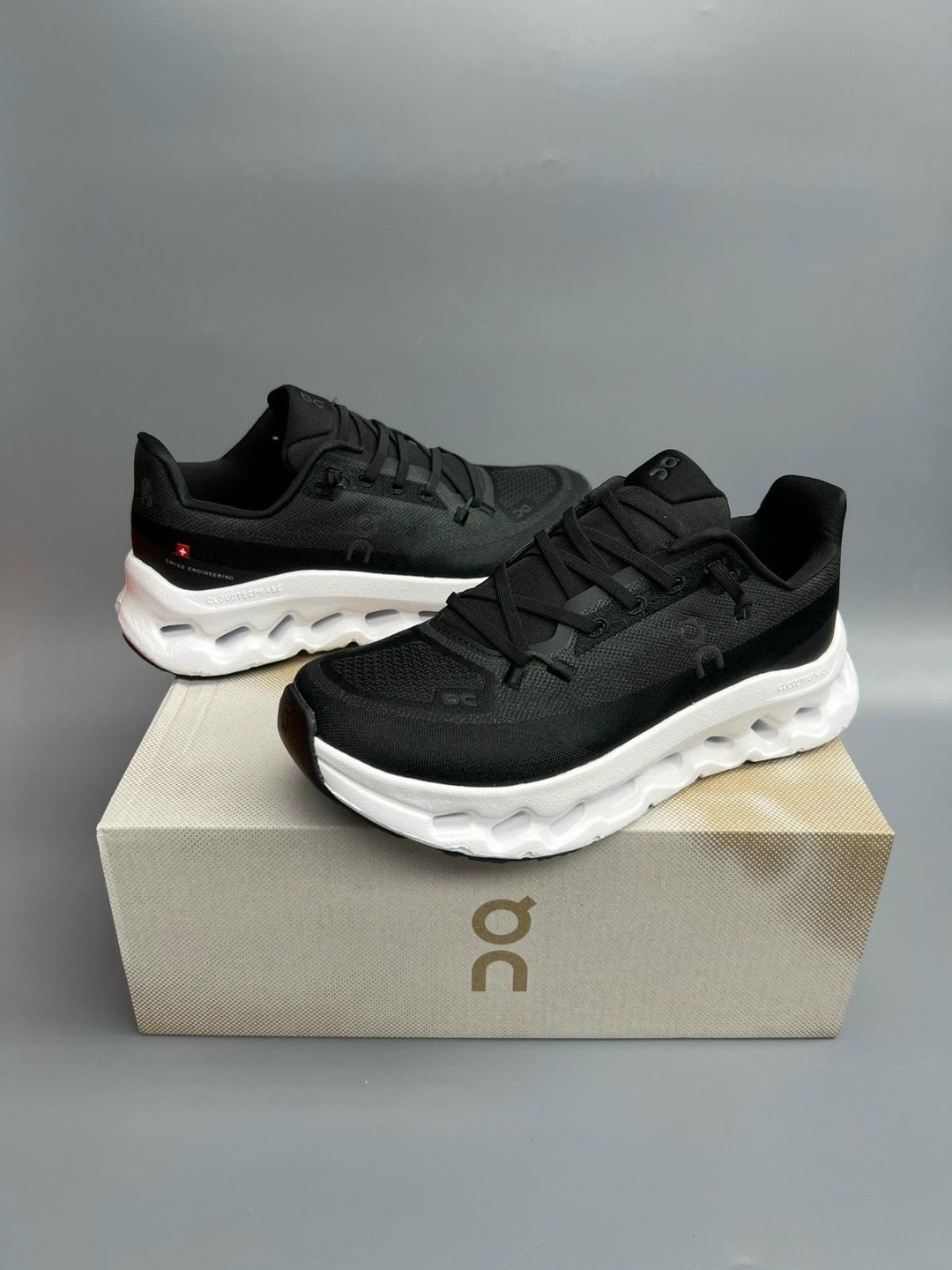 кроссовки on cloudrunner 2 цвет eclipse black,черные кроссовки,кроссовки женский мужской,повседневные кроссовки,кроссовки унисекс